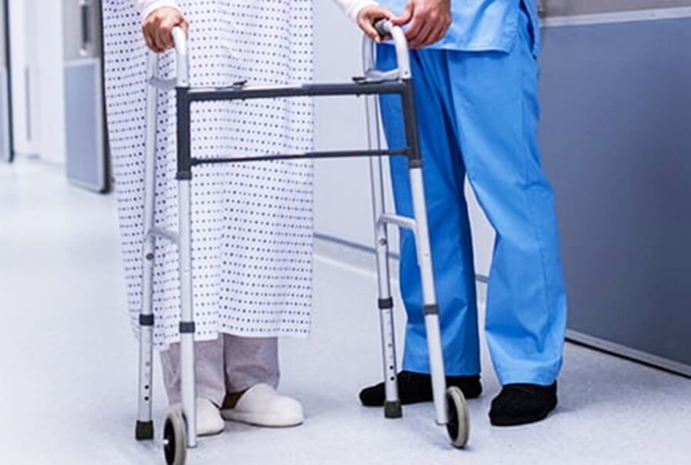 Recovery process in robotic Knee replacemnet surgery (1)